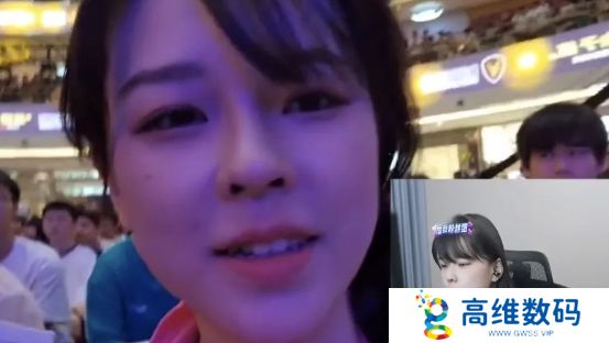 沫子透露想创业摆摊，称只要粉丝对出暗号，可以白送摊位上的物品