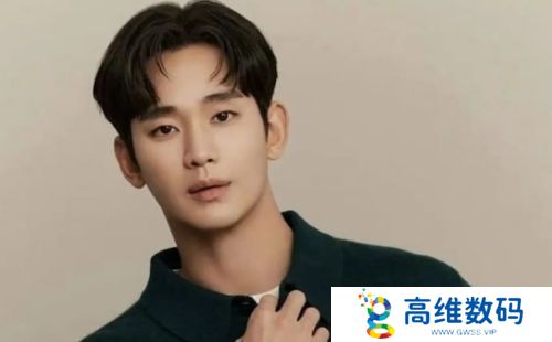 金秀贤与金赛纶过往照片曝光，曾发短信求助，称让其能救救她