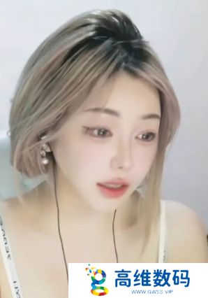 刘飞儿自曝有大哥私信自己，称要把聊天发给大哥老婆，网友：太损了