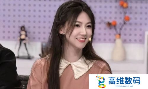 古早LOL女主播罕见开播，原以为会受网友欢迎，不料却被嫌弃年纪大